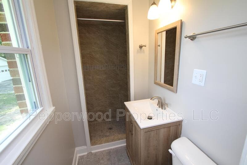 Pauline House: 5408 South Carolina HWY 215