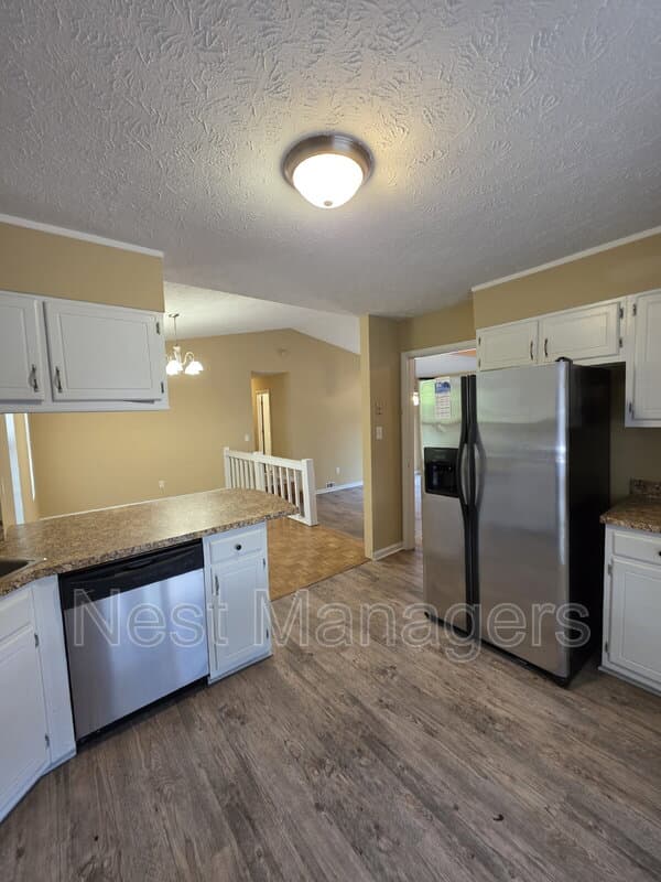 Fayetteville House: 7172 Evanston Street