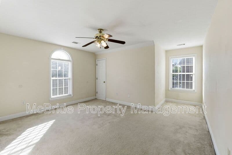 Evans House: 330 Gardenia Drive