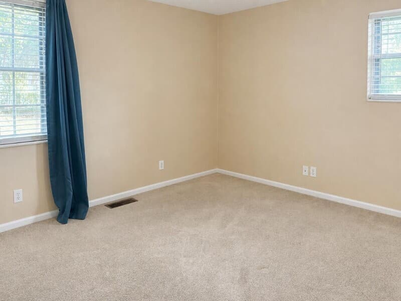 Hixson House: 1606 Lisa Lynn Dr