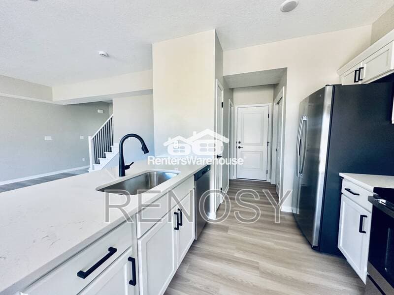 Des Moines Townhome: 7000 Lake Hill Drive