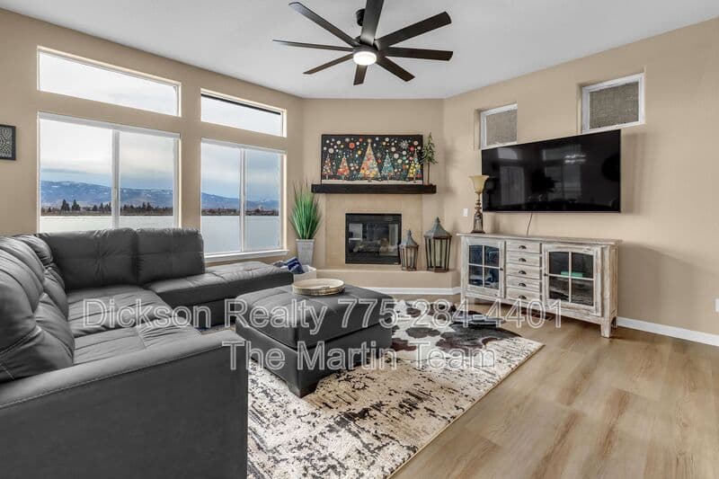 Sparks House: 1165 Harbour Cove Court