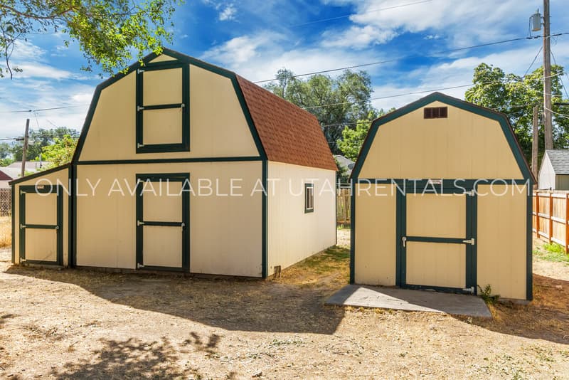 American Fork House: 411 W Main St