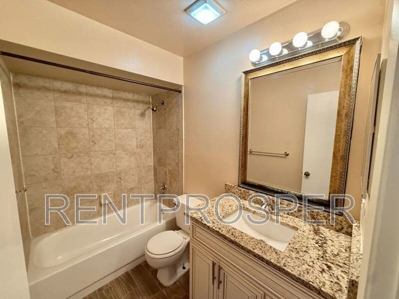 Orlando Condo: 5232 Via Hacienda Cir