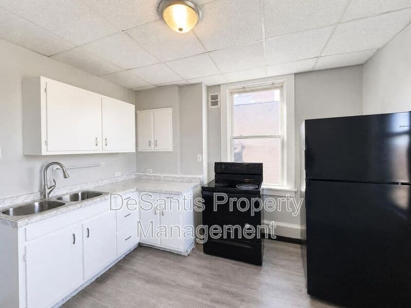 Homestead Condo: 810 Amity Street