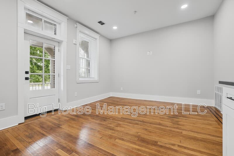 Baltimore Condo: 707 Druid Park Lake Dr