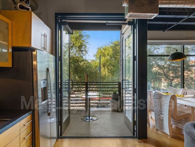 Scottsdale Condo: 4020 N Scottsdale rd