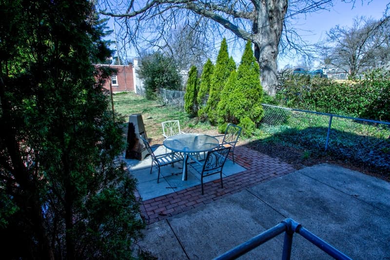 Lancaster House: 625 Hamilton Street