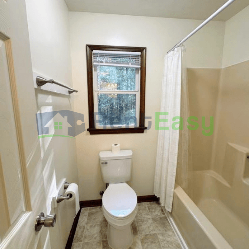 Chesapeake House: 2453 Broadnax Circle