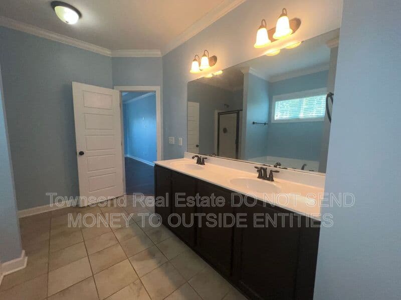 Fayetteville House: 3416 Whispering Meadow Lane