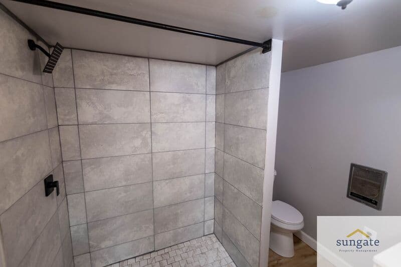 Baltimore House: 7023 Concord Rd