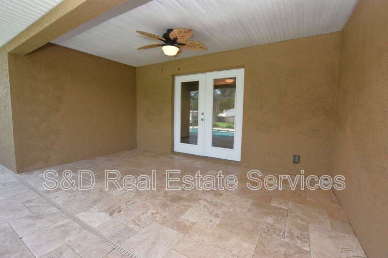 Lakeland House: 5029 1st St. SE
