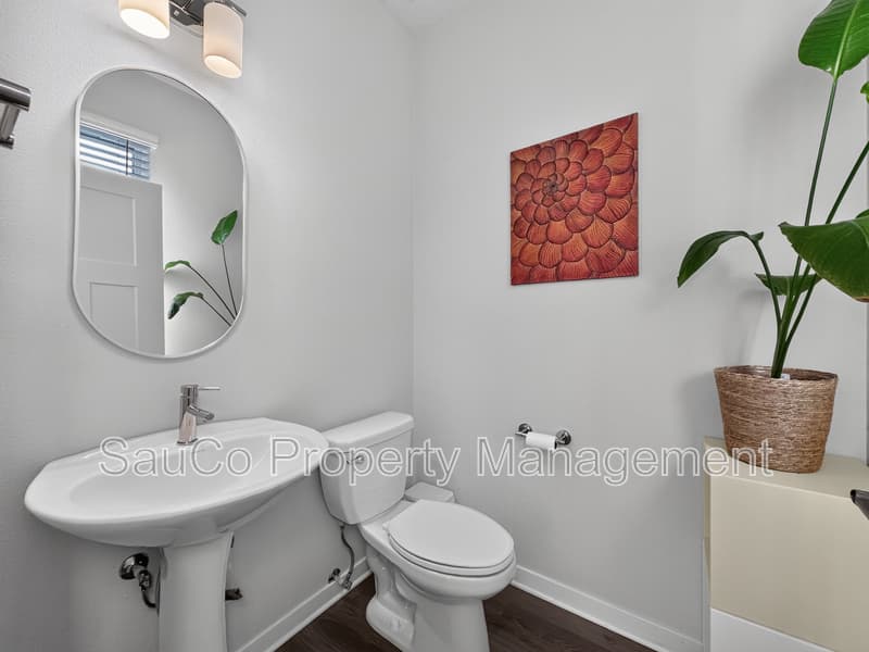 Hillsboro Townhome: 6433 Southeast Genrosa Street - 1