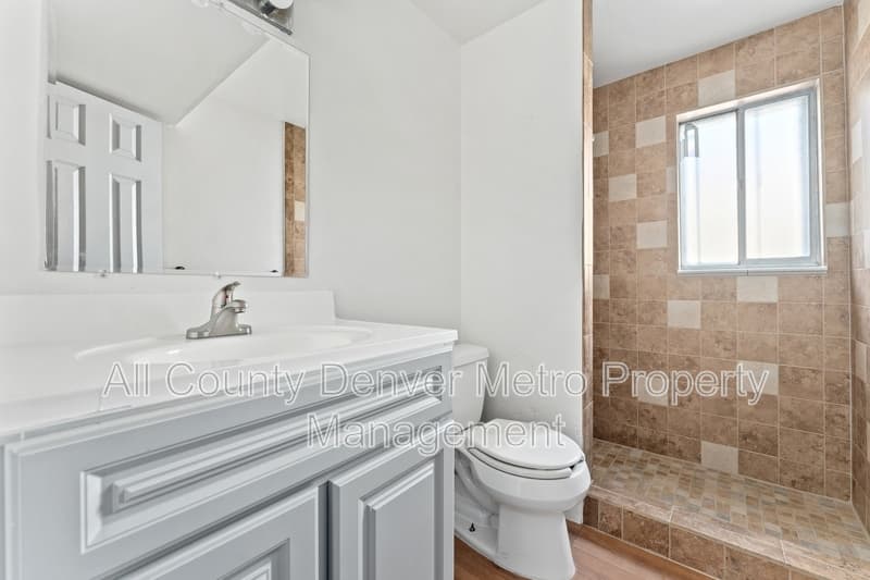 Arvada House: 11741 West 70th Place