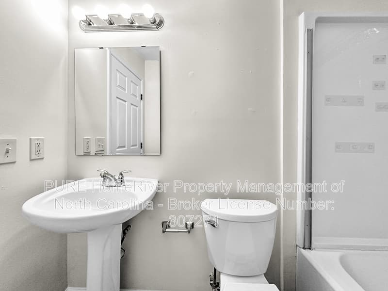 Raleigh Condo: 2801 Trailwood Pines Ln