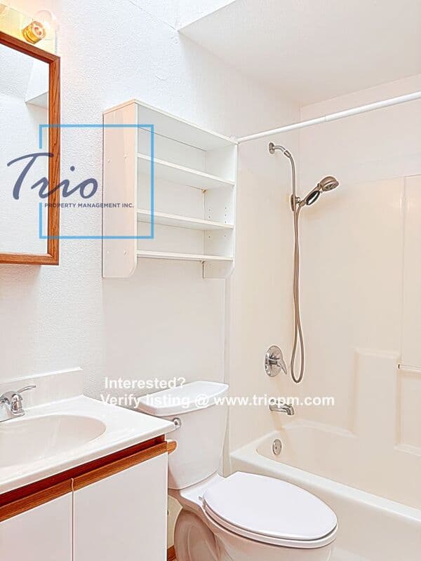 Eugene Condo: 112 Lea Avenue