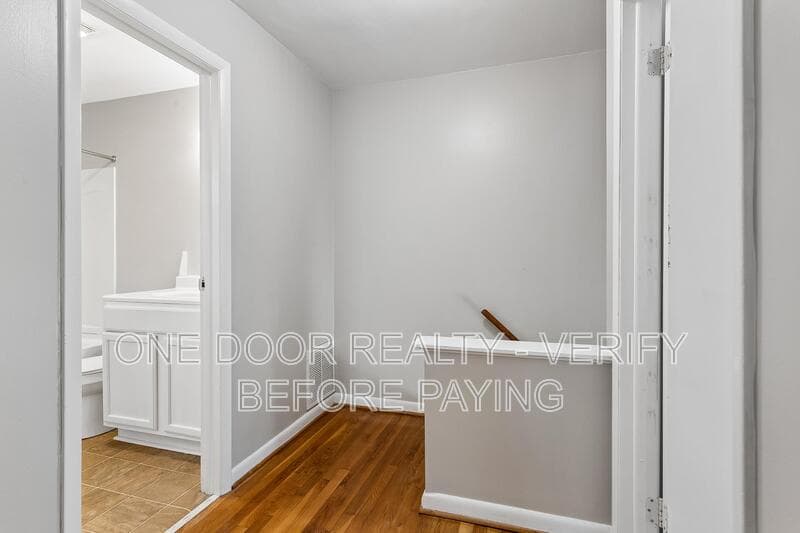 Williamsburg House: 115 King Henry Way
