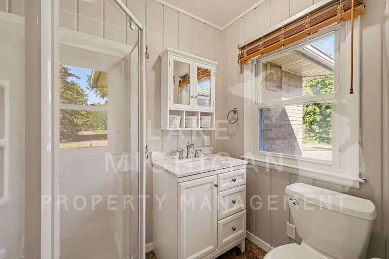 Hudsonville House: 3108 Ottogan Street