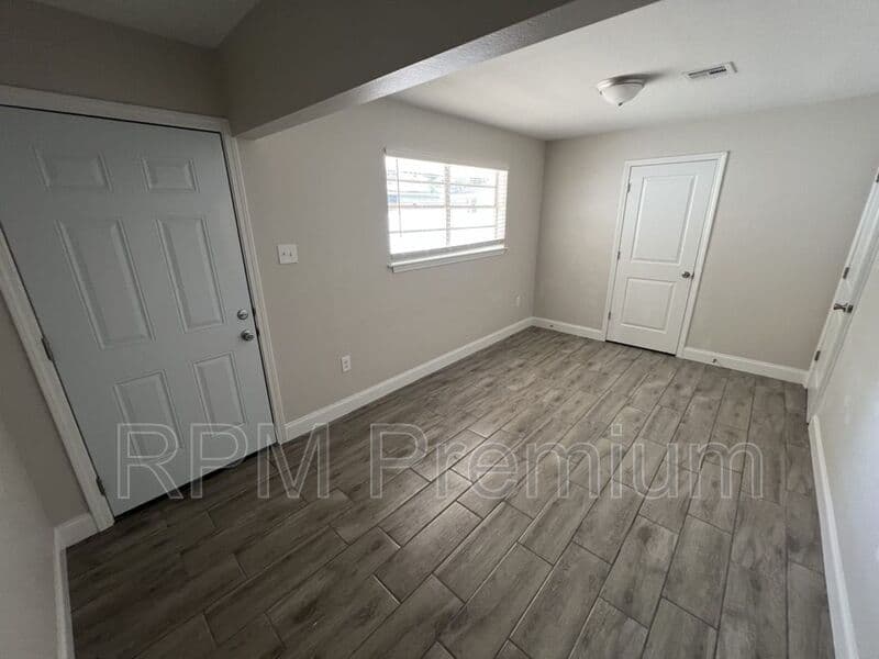 Baton Rouge House: 10444 Browning Dr.