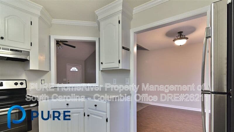 Lexington House: 309 Louisa Ln
