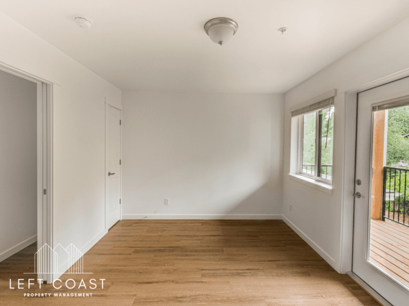Lincoln City Condo: 686 SE Hwy 101 - 207