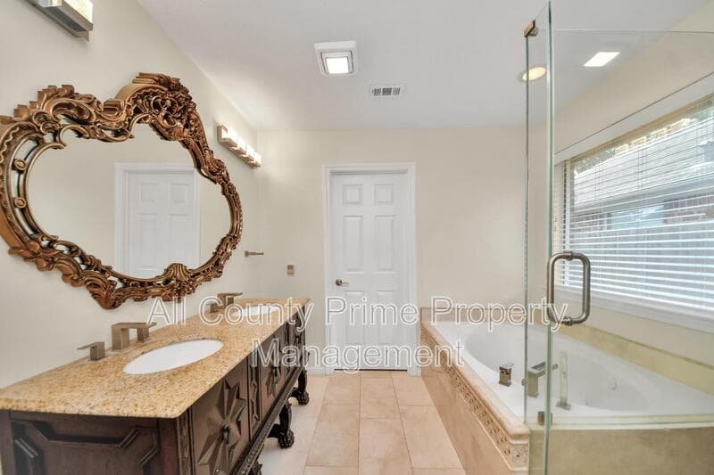 Cypress House: 22030 Gold Leaf Trail