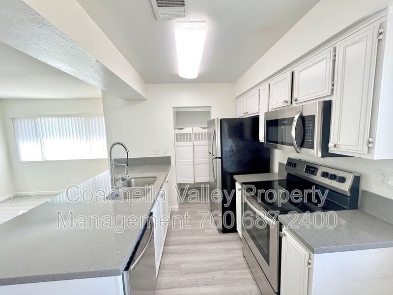 Palm Desert Condo: 72724 Eagle Road