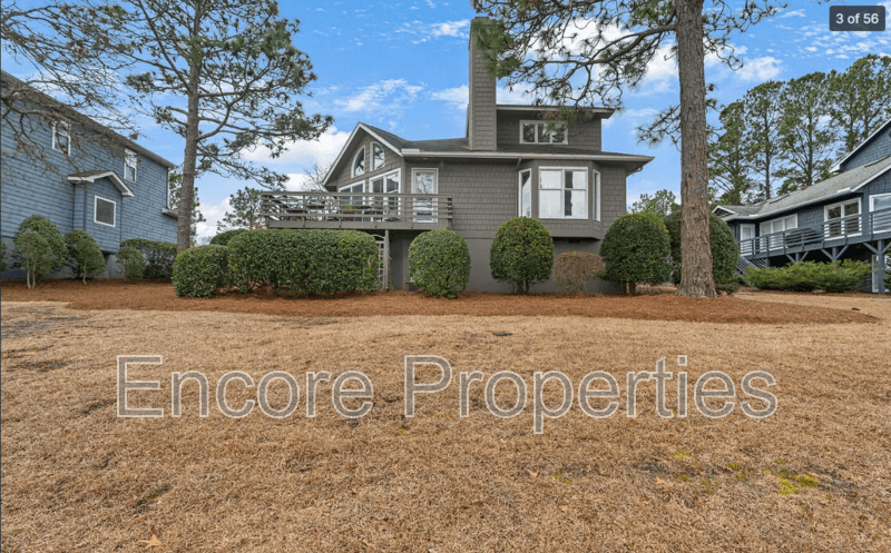 Pinehurst House: 28 Westlake Pointe Lane