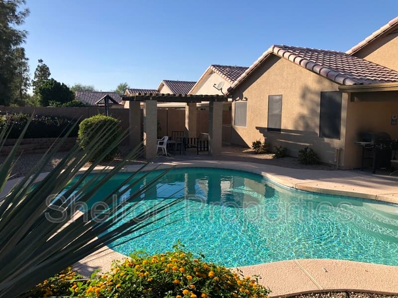 Goodyear House: 16105 W Hadley St