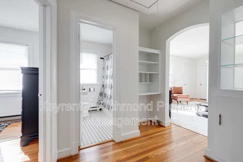 Henrico House: 4817 Sydclay Drive