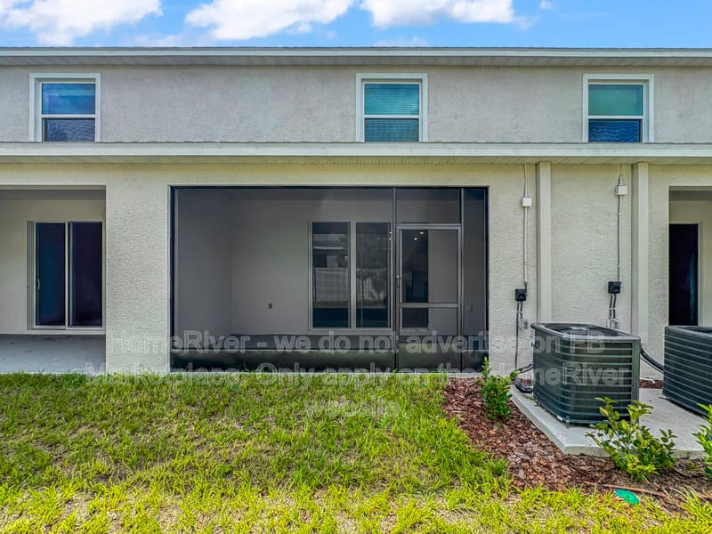 Land O Lakes Townhome: 11164 Treasure Swale Way