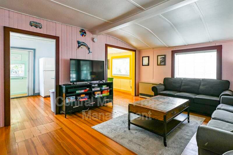 Old Orchard Beach House: 20 13th Street