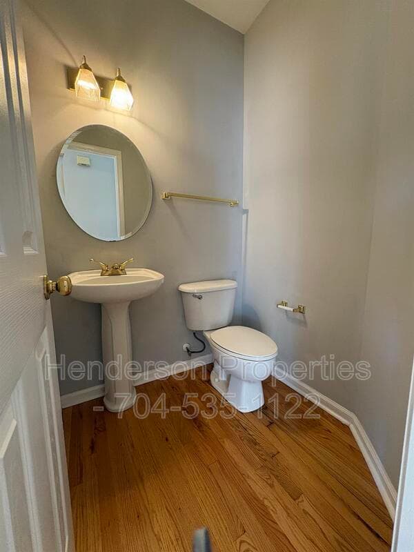 Charlotte House: 8702 Huntland Court