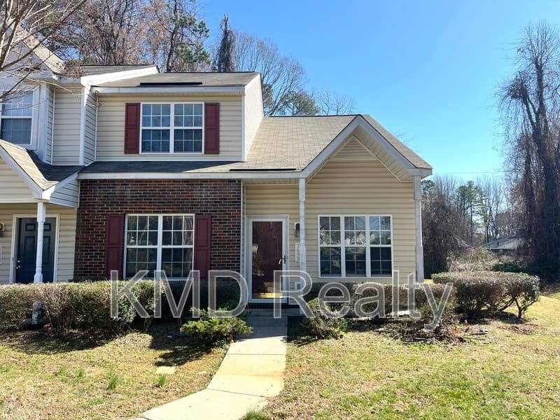 Charlotte Townhome: 7699 Petrea Lane