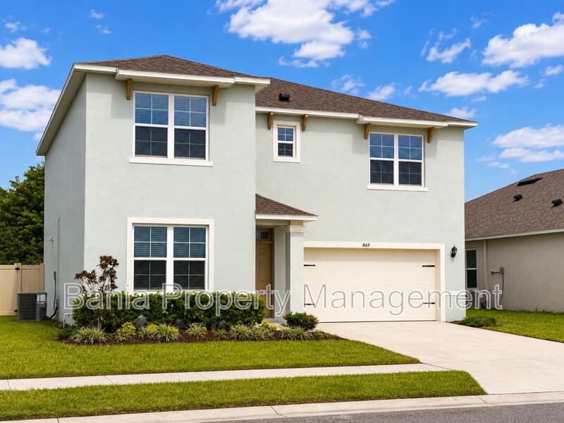 Haines City House: 869 Ambleside Dr