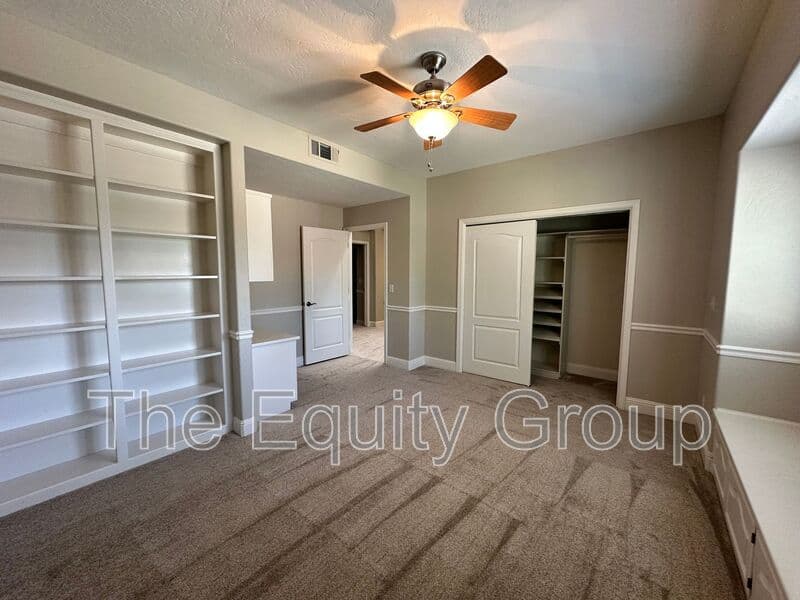 Visalia House: 5319 W. Harold Ave