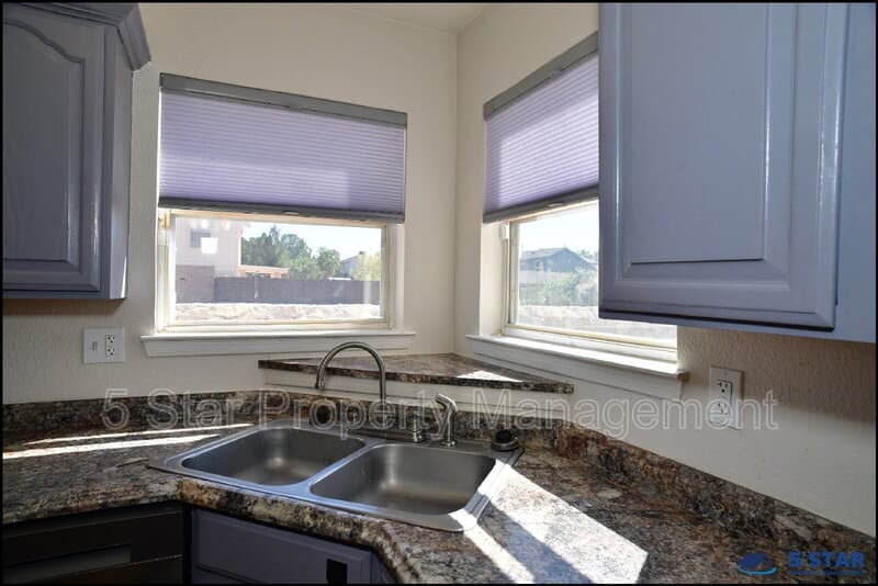 El Paso House: 12062 Ben Proctor Dr