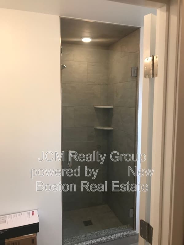 Chelsea Condo: 16 Fifth Street