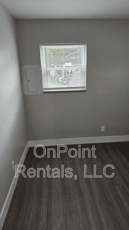 Westland Condo: 5903 North Wayne Road