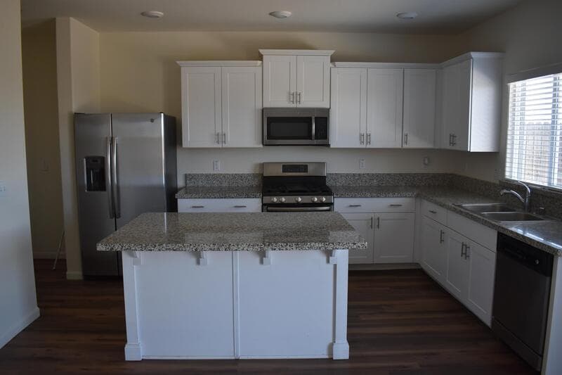 Merced House: 4297 Freemark Avenue