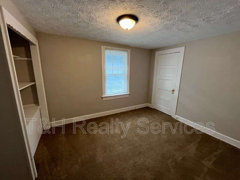 Indianapolis Condo: 560 Udell Street