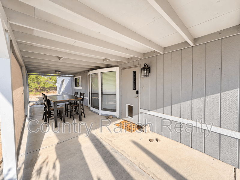 Bullhead City House: 1635 Yale Drive