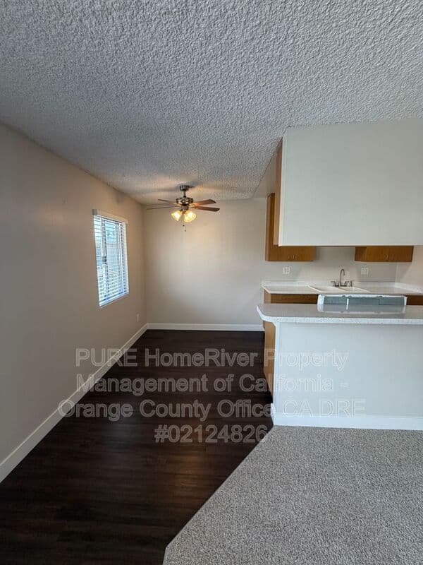 Huntington Beach Condo: 401 Memphis Avenue