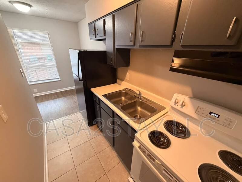 Louisville Condo: 5107 Malibu Ct
