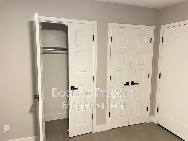 Mesa Condo: 4809 E Camino Cir