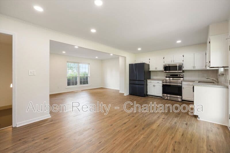 Ooltewah House: 4015 Shady Oak Drive