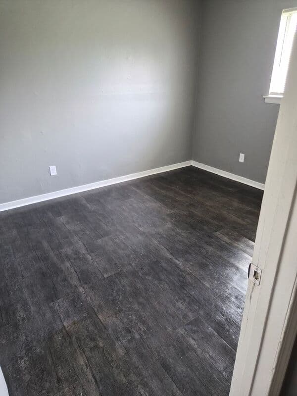 Memphis House: 2103-2107 Imogene St