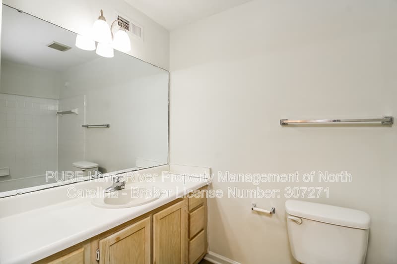 High Point Condo: 2630 Ingleside Dr