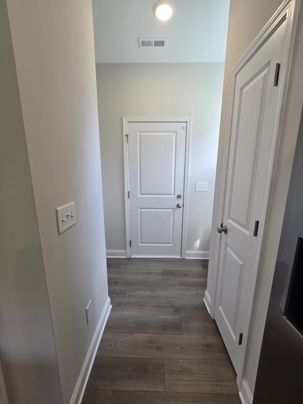 Smithfield House: 463 Jackson Pond Drive