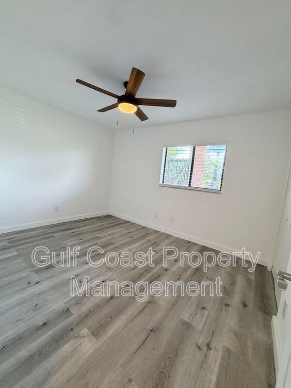 North Fort Myers Condo: 16150 Bay Pointe Blvd
